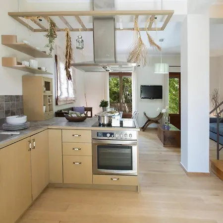 Aeriko Homes Of Distinction