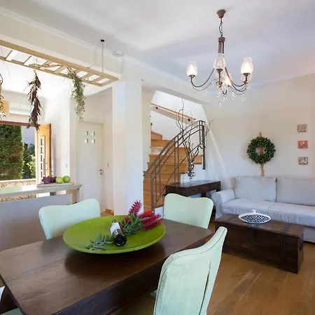 Aeriko Homes Of Distinction אגיוס יואניס
