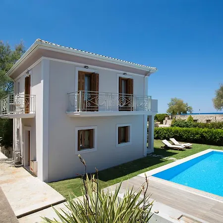 Aeriko Homes Of Distinction וילה