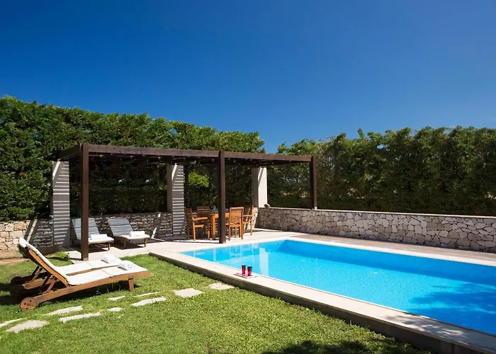 Aeriko Homes Of Distinction Villa *