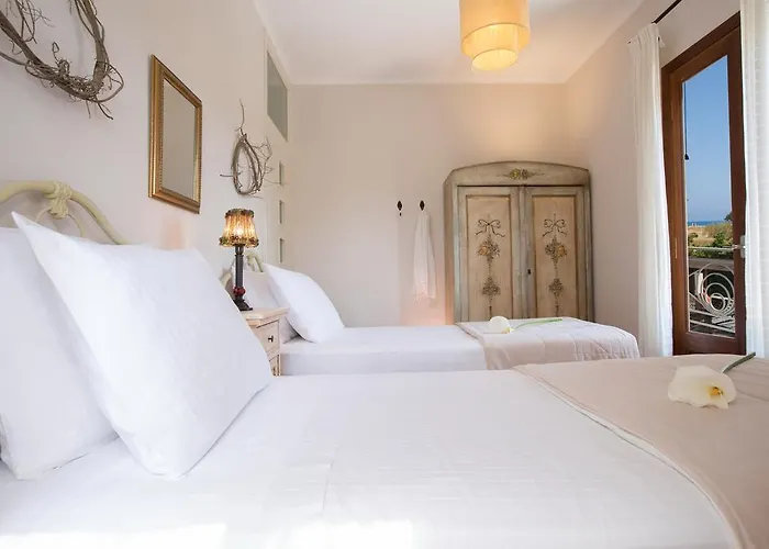 Villa Aeriko Homes Of Distinction *
