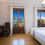 Aeriko Homes Of Distinction 别墅 圣爱奥尼斯米科