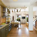 Aeriko Homes Of Distinction * 圣爱奥尼斯米科