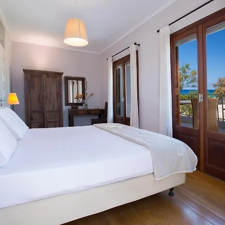 Villa Aeriko Homes Of Distinction