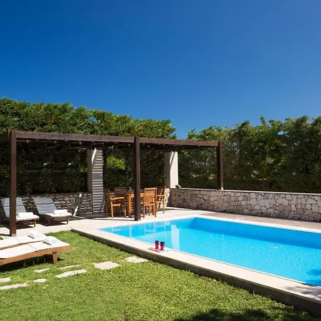 Aeriko Homes Of Distinction Villa *