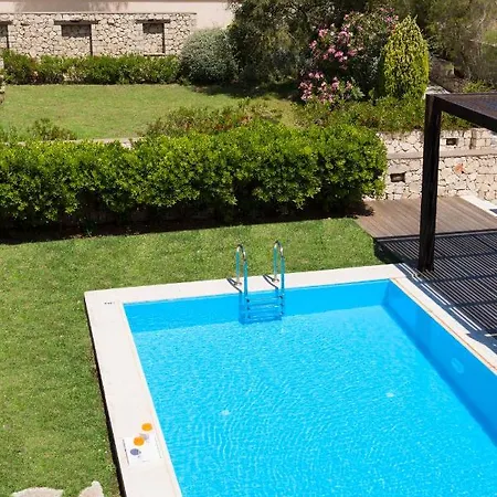 Villa Aeriko Homes Of Distinction