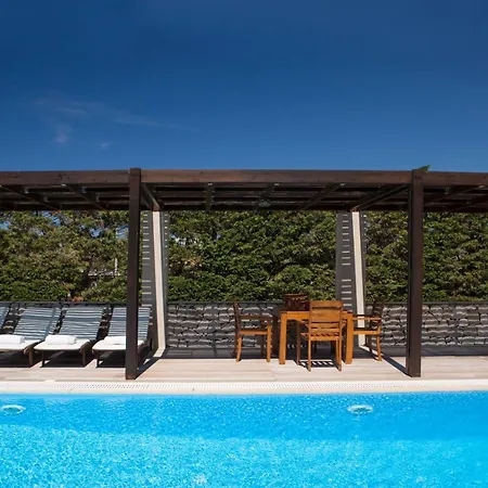 别墅 Aeriko Homes Of Distinction