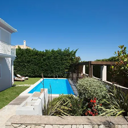 Villa Aeriko Homes Of Distinction
