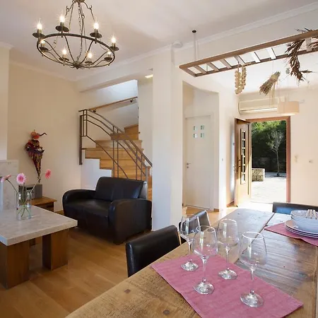别墅 Aeriko Homes Of Distinction