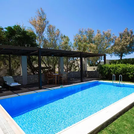 Villa Aeriko Homes Of Distinction