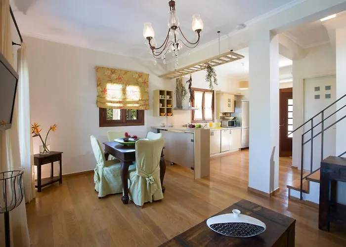Aeriko Homes Of Distinction Агиос-Иоаннис